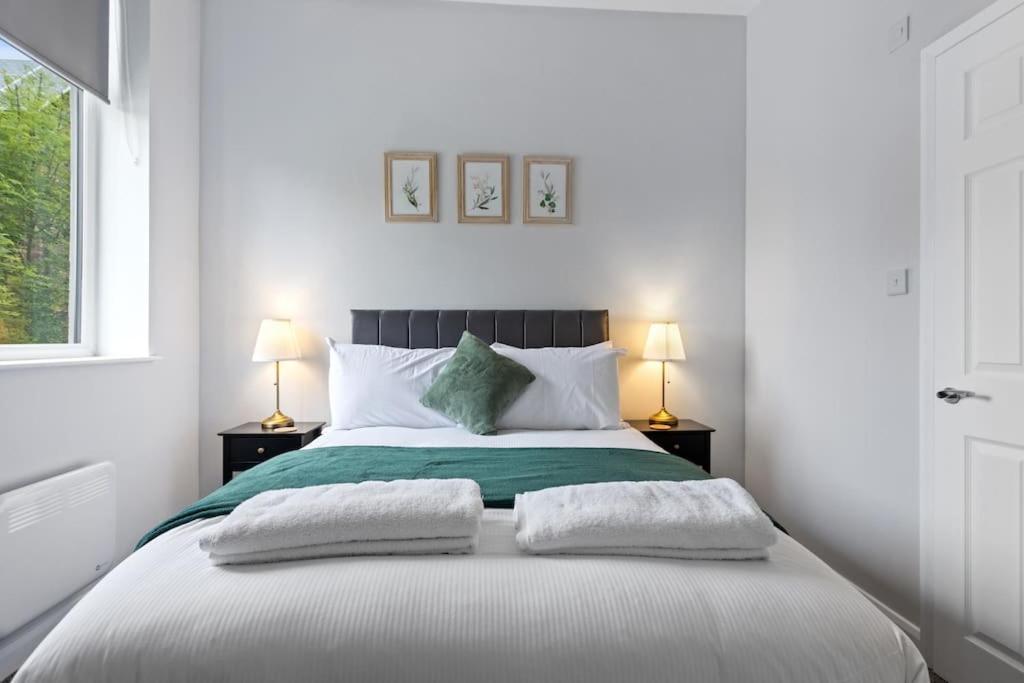 Modern Apartment Free Parking Double Bed Suite 5 Nottingham Buitenkant foto
